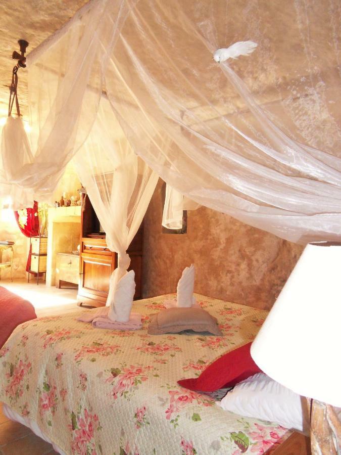 Troglodelice Bed & Breakfast อาแซ-เลอ-ริโด ภายนอก รูปภาพ